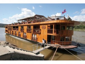14-seitenspalte-mekong-explorer-denis-solovjov-x